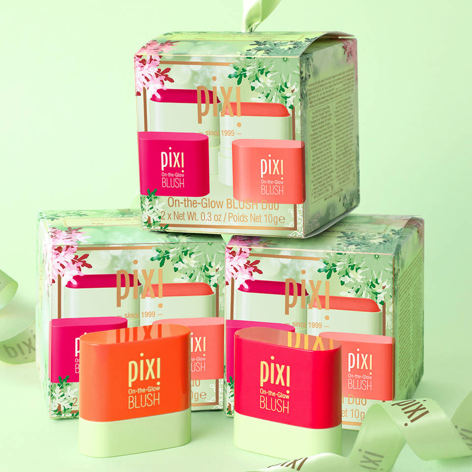 Holiday Kit On-the-Glow Blush Duo view of several view 1