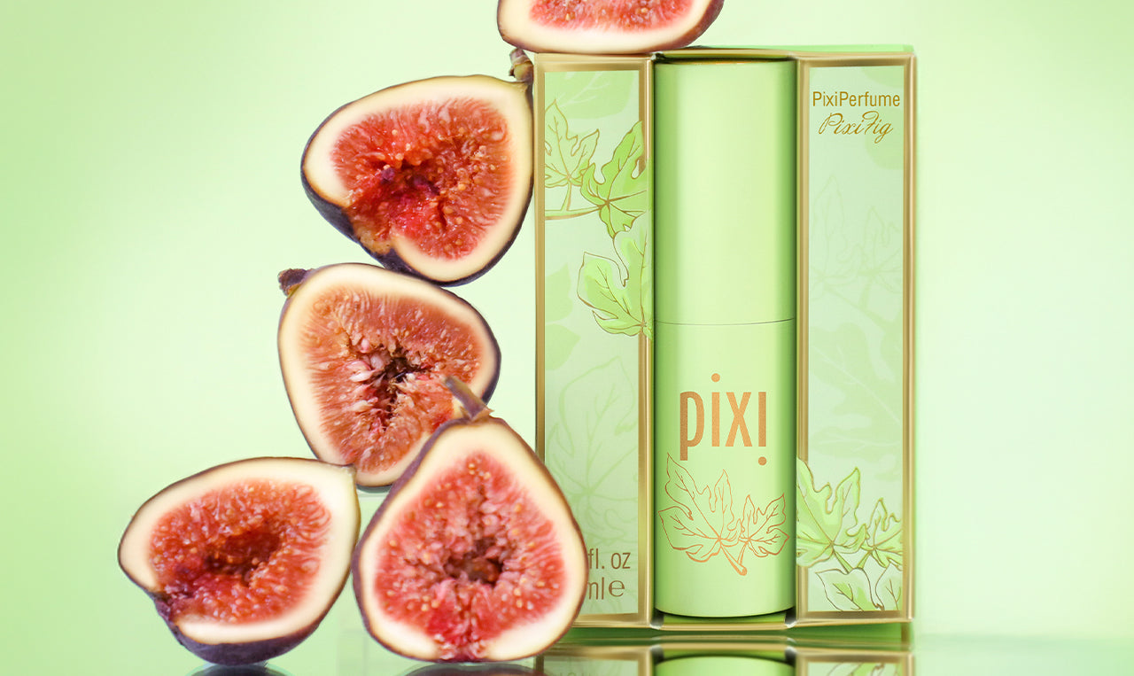 PixiPerfume PixiFig on a greenbackground with figs beside
