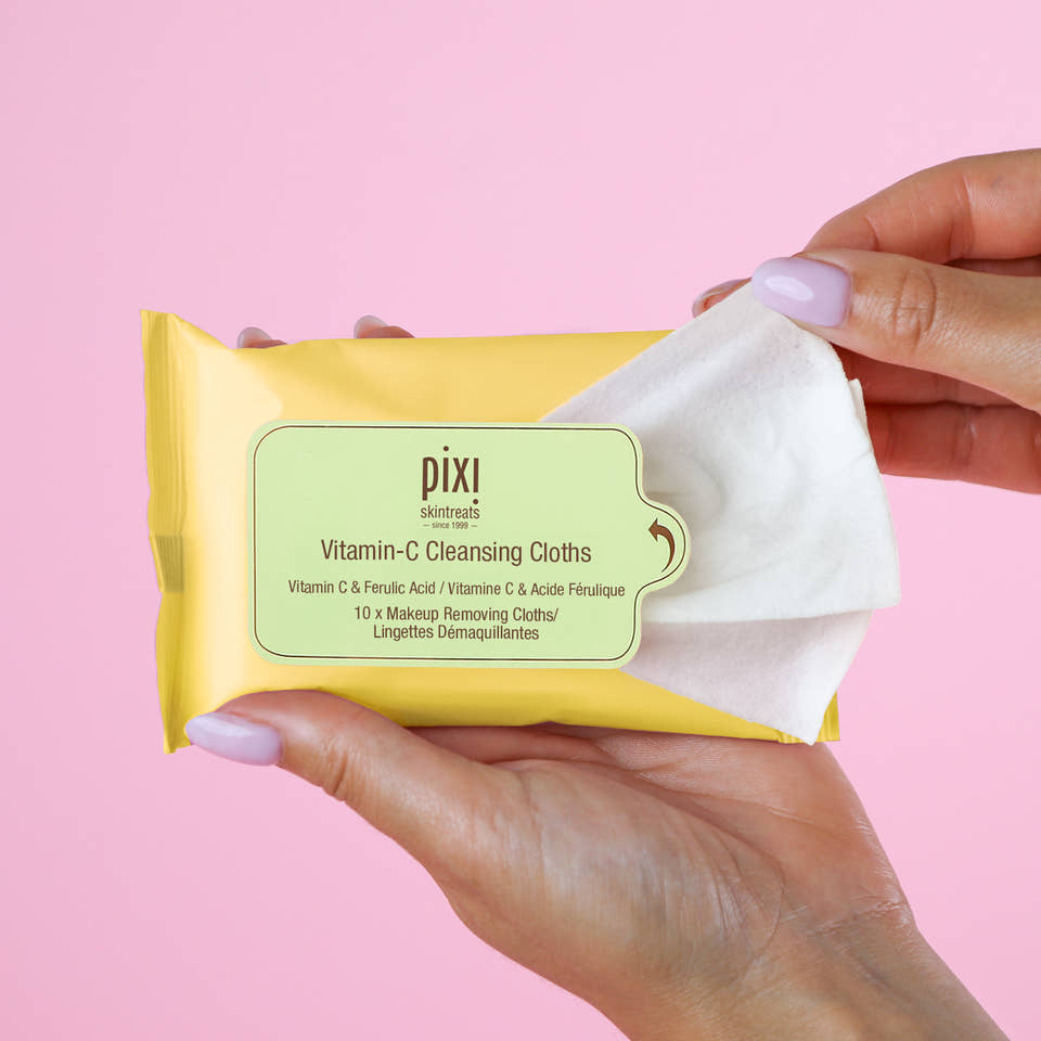 Cleansing Cloths with hand pulling out view 2