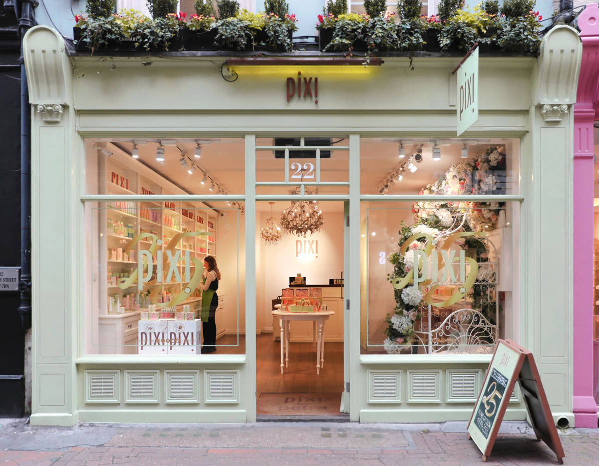 Pixi Boutique London Exterior 