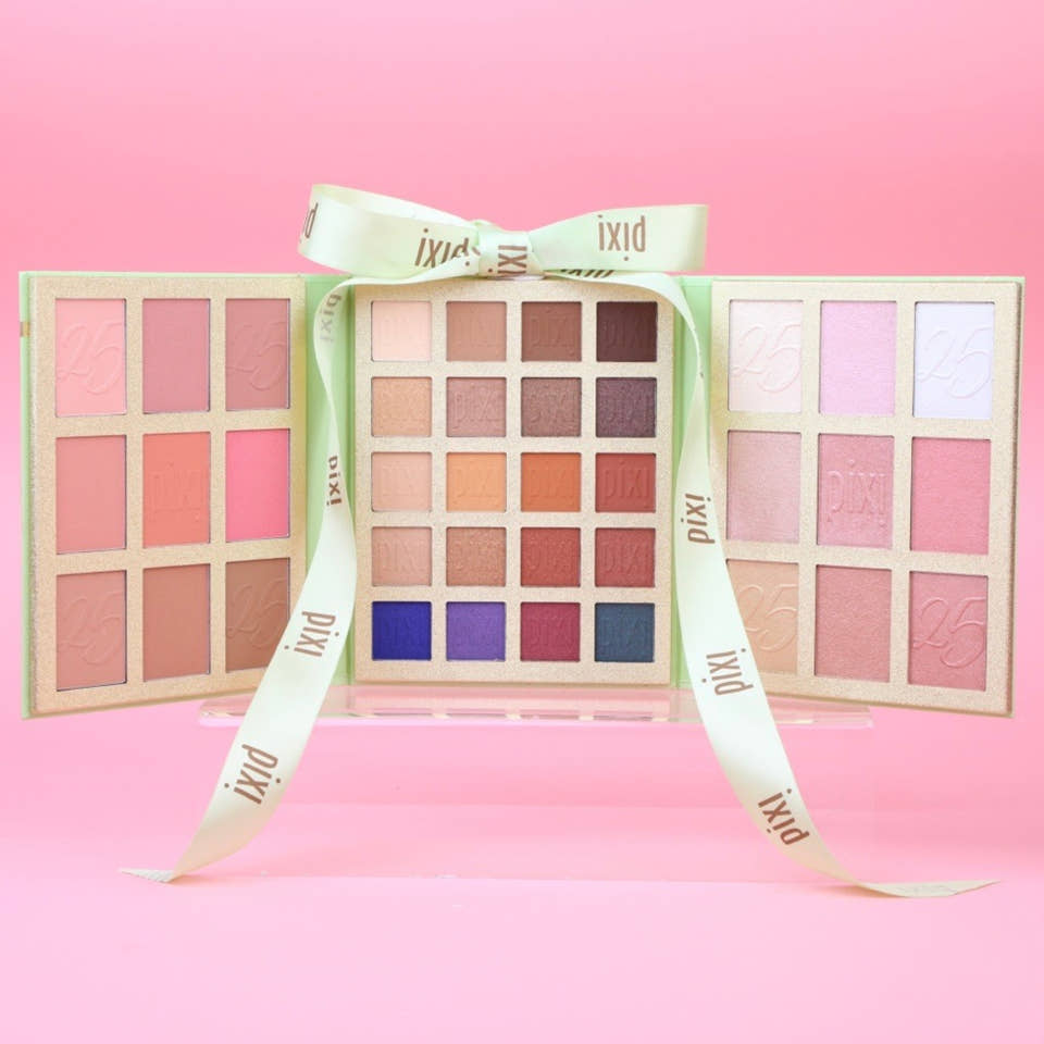 Ultimate Beauty Kit view 1